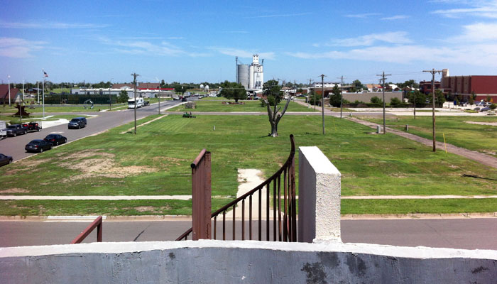 kbobblog-Greensburg-2014-07_9507-Silo-axis-North-700