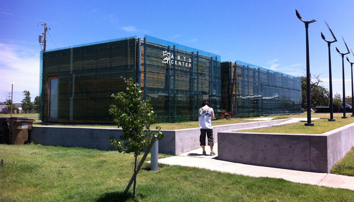 kbobblog-Greensburg-2014-07_9531-547-Arts-Center-700