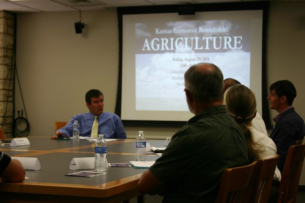 kbobblog_140829-0359_ag-roundtable-Manhattan-1_900