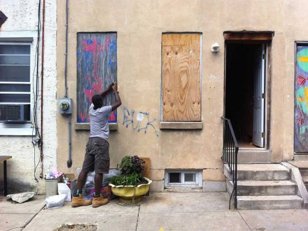 kbobblog_2013-08-16-2712-philly-painting_900